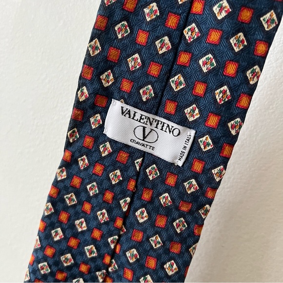 VALENTINO Italian Silk Tie - Picture 6 of 7